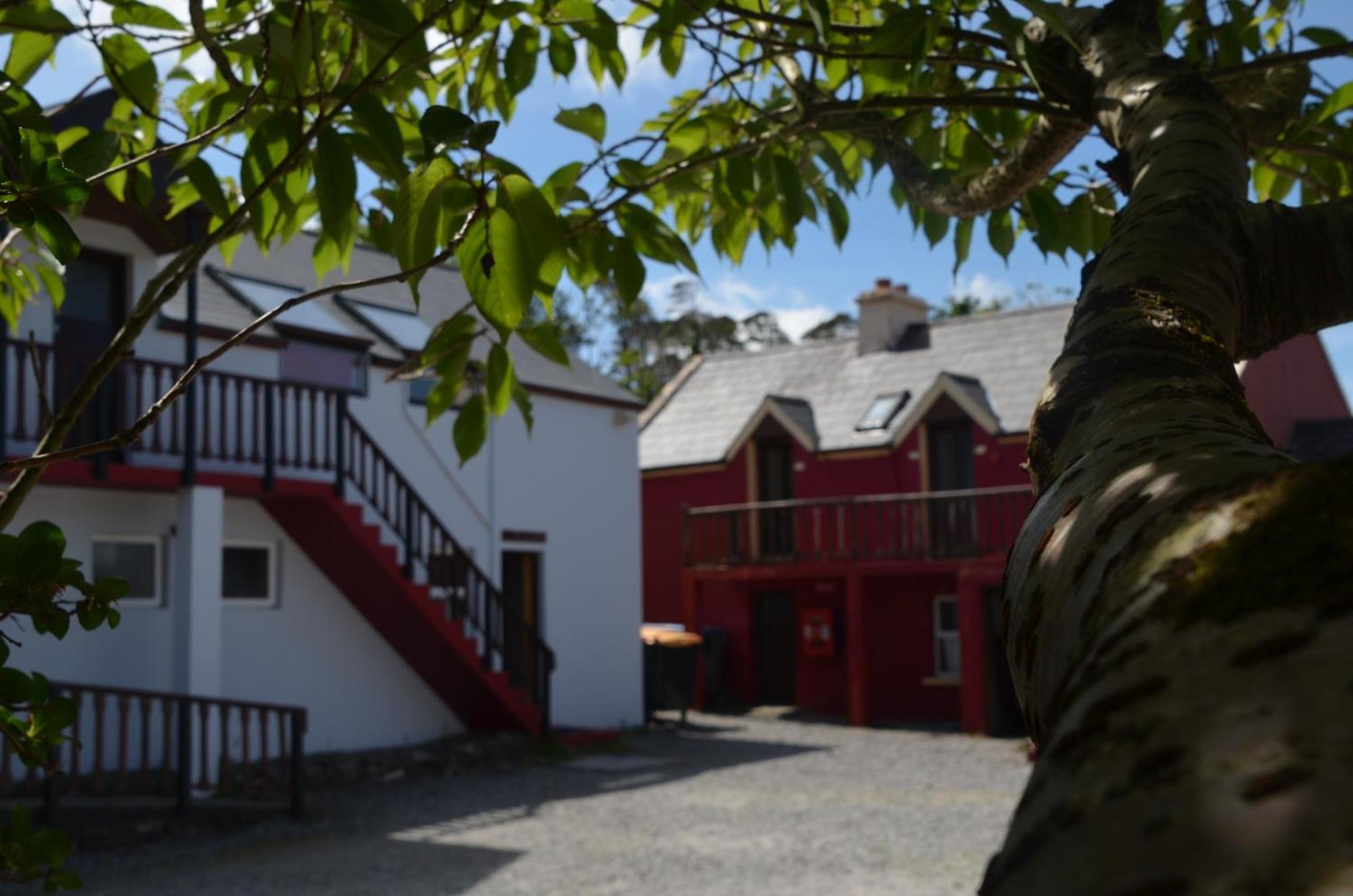 The Connemara Hostel - Sleepzone Leenaun Exterior foto